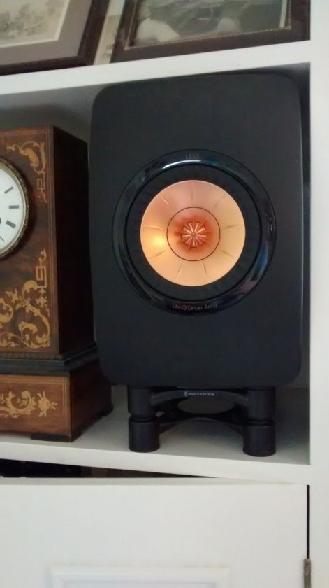 Built-In Shelf with KEF LS50