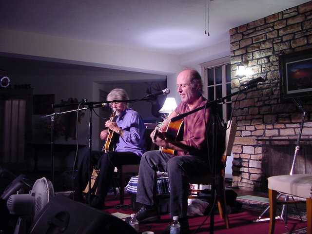 Paul Barrere & Fred Tackett at Wildwood Srings Lodge in Steeleville Missouri, yes that IS in the middle of nowhere