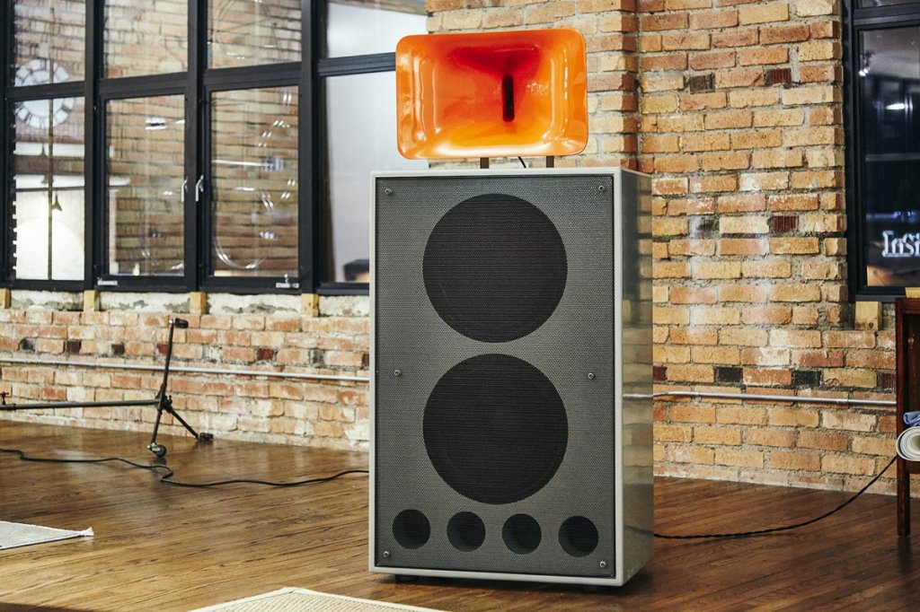 Frankenstein-Klipsch-Speakers-7-social