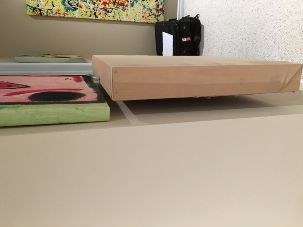 Long side panel gap detail