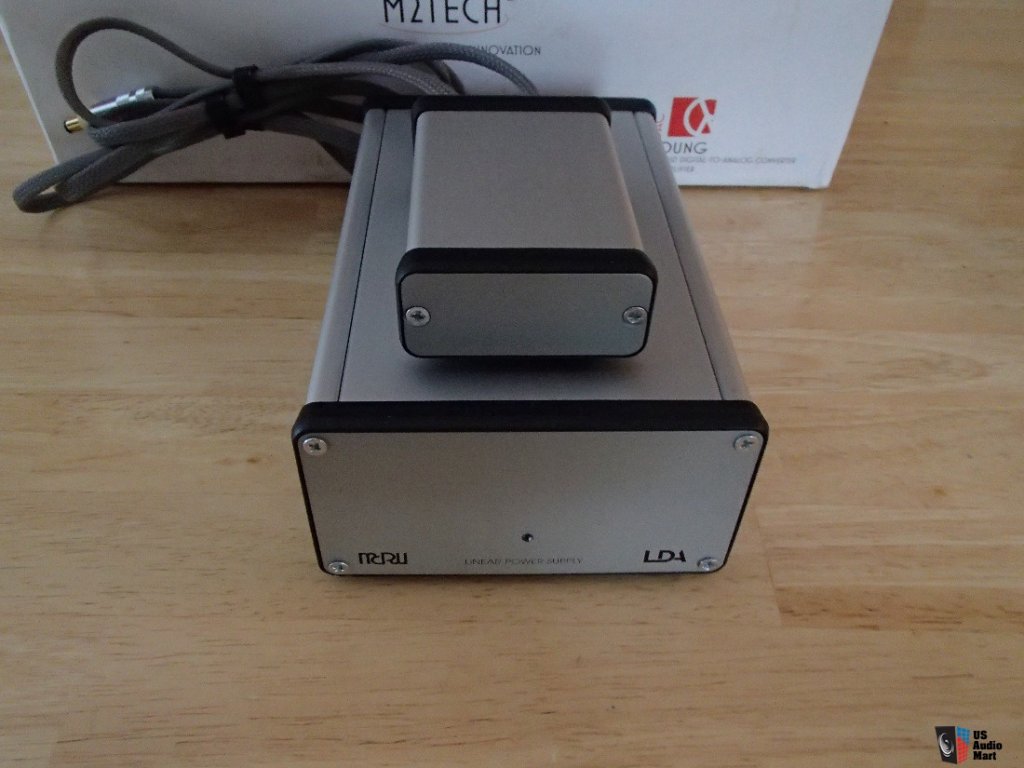 1317697-m 2tech-young-pcmdxddsd-dac-preamp-and-mcru-power-supply
