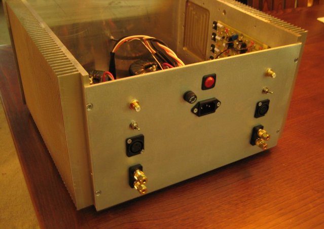 The rear of the Rawson Pass Aleph-X/XAJ clone amp
