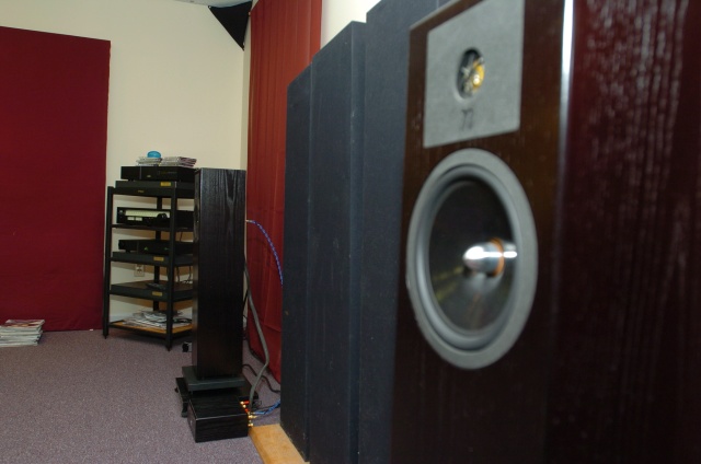 Sideview of Emil's sytem.