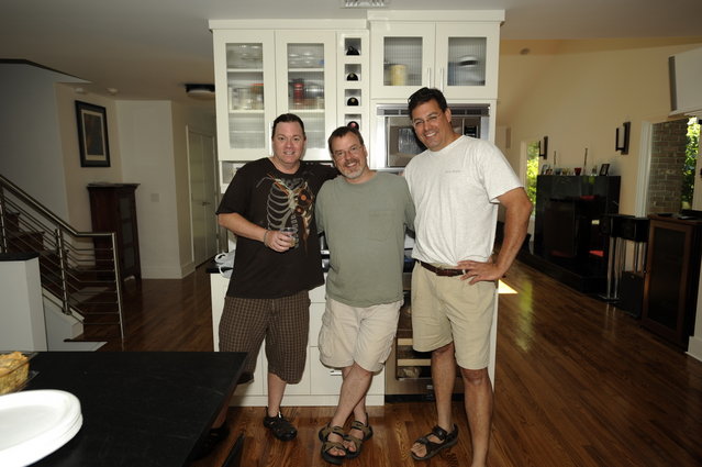 3 Mikes. L to R: Mike, Mike and Mike. ok. R to L: Mike, Mike and Mike.