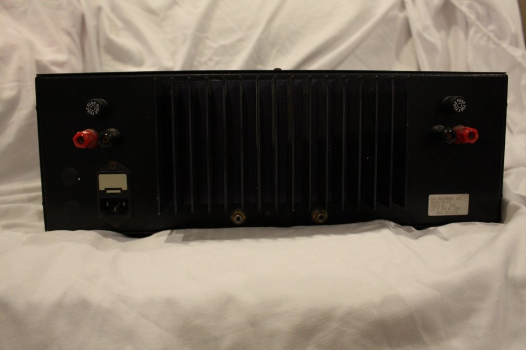 B&K ST-140 amplifier