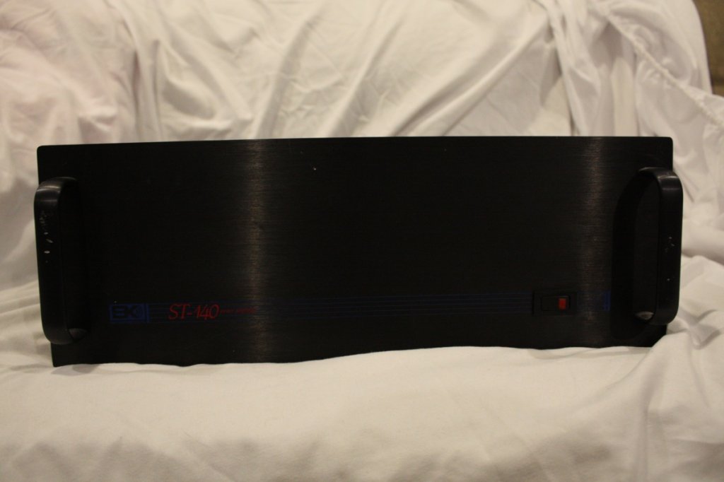 B&K ST-140 amplifier