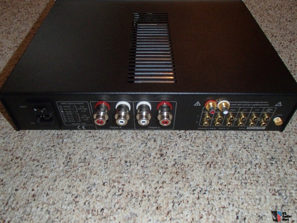 1437879-unison-research-unico-hybrid-tube-integrated-pcx-level-2-mods