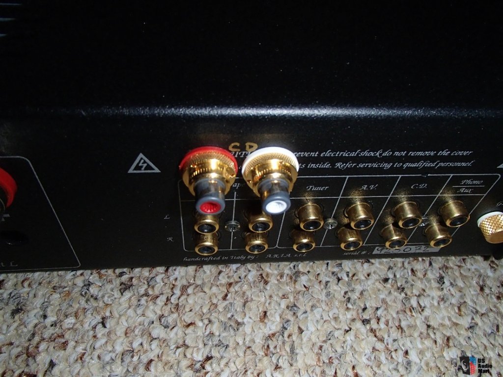 1437882-unison-research-unico-hybrid-tube-integrated-pcx-level-2-mods