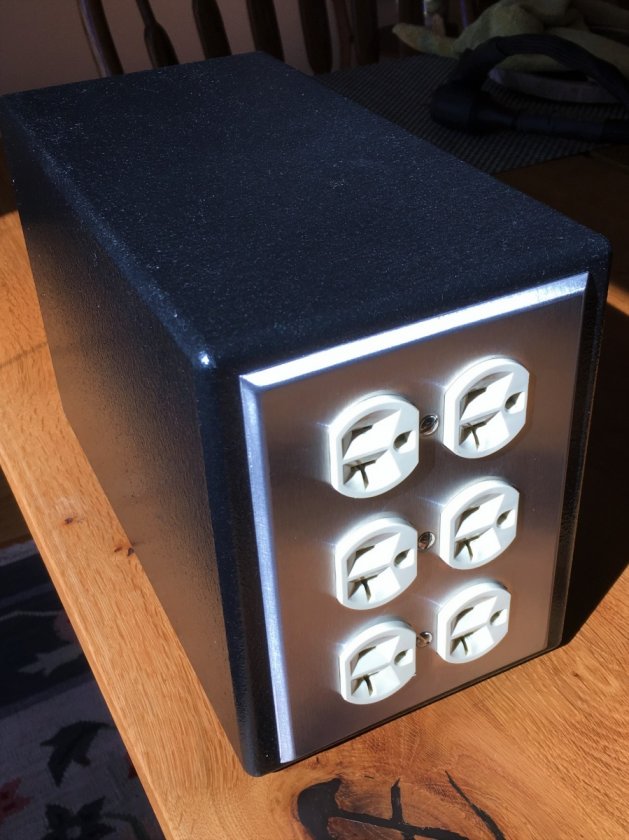 PI Audio UberBuss P&S receptacles