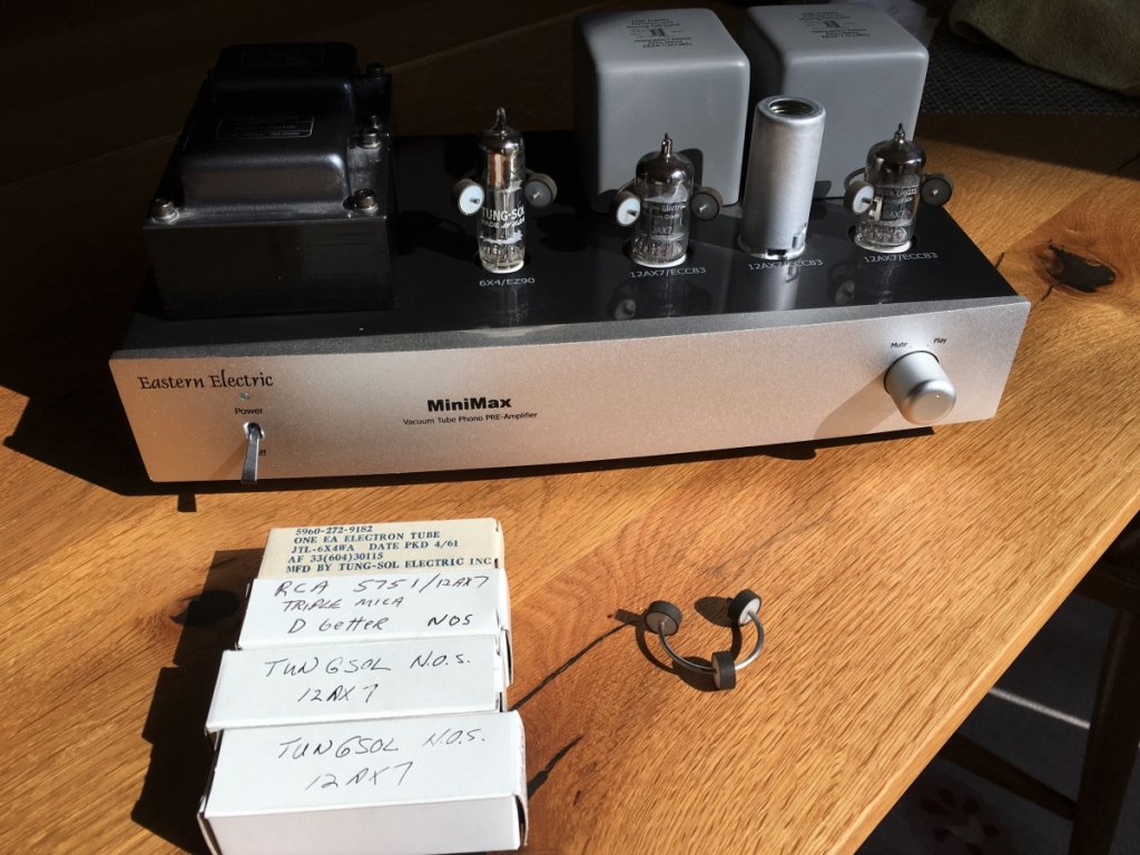 EE Minimax Phono Preamp with spare dubes & tube dampers