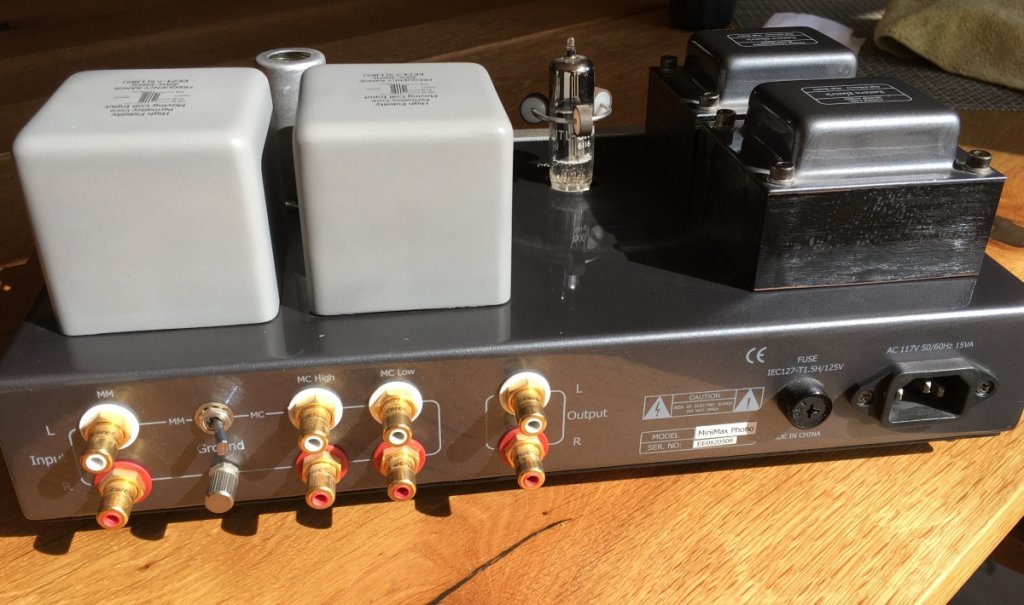 EE Minimax Phono Pre rear