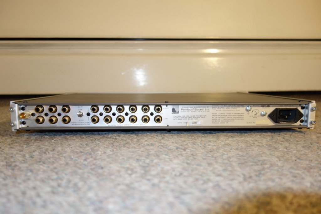 Perreaux SA3 Rear
