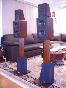M&K-Sat-1B-w Stands