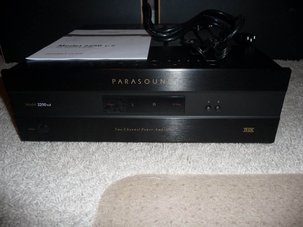 Parasound 2250v2 Front