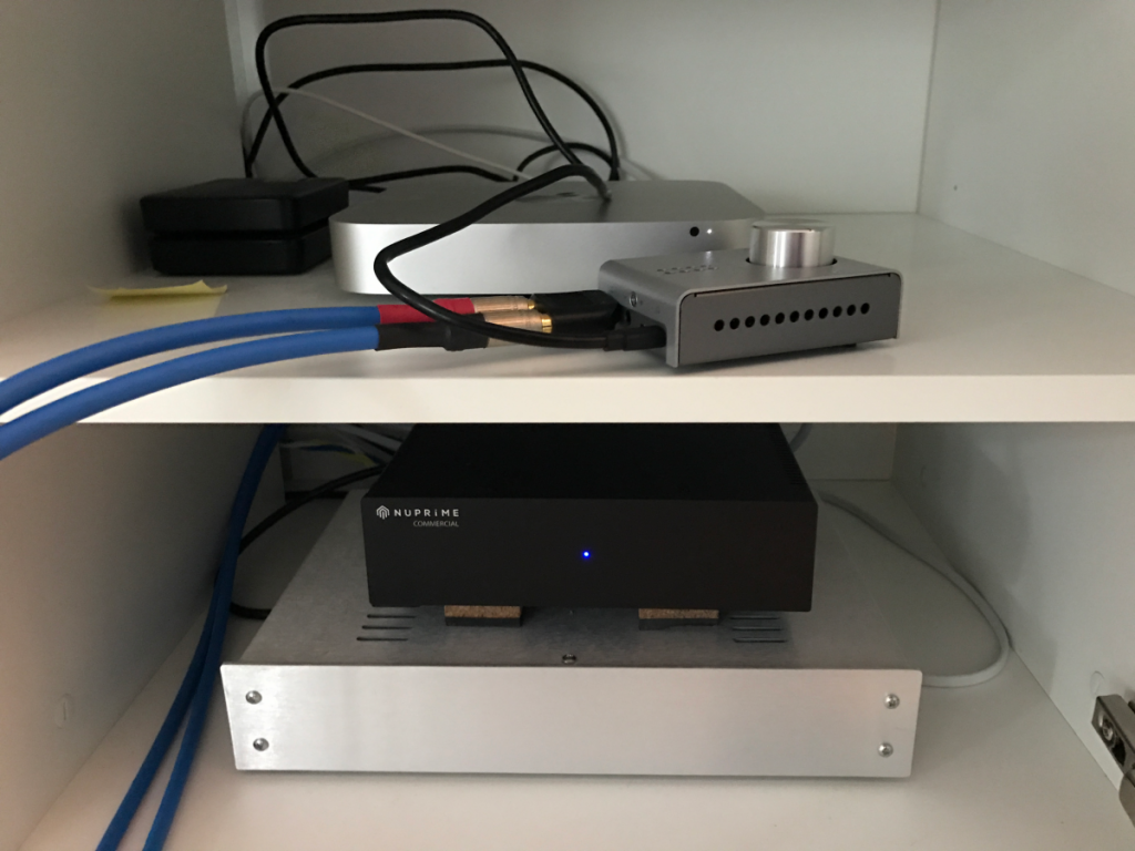 Minimalist stereo