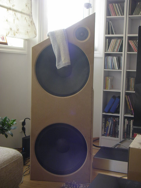 Temporary speaker setup based on the Tone Tubby Superboy - Peerless 1" dome tweeter, TT Superboy 15" bass midrange, Eminence Alpha 15A bass