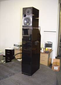 Usher S-520 with New Bass Module - Usher S-520 with New Bass Module