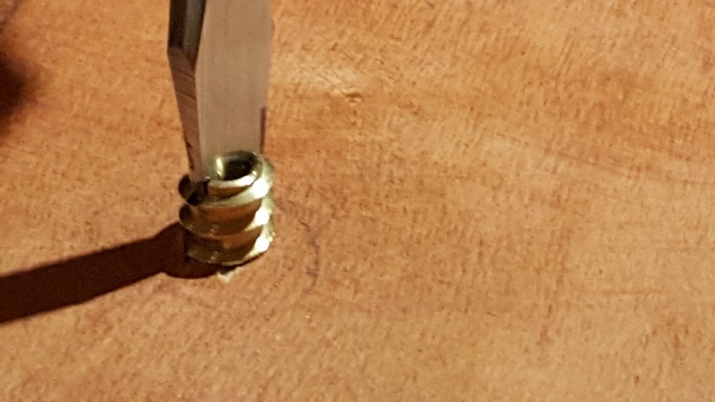 Installing threaded inserts
