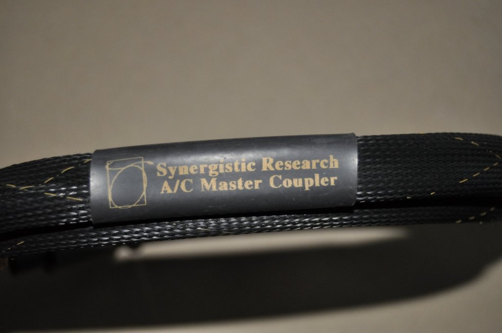 Synergistic Research AC Master Coupler label