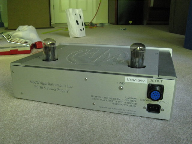 Rear view, 48 pound power supply