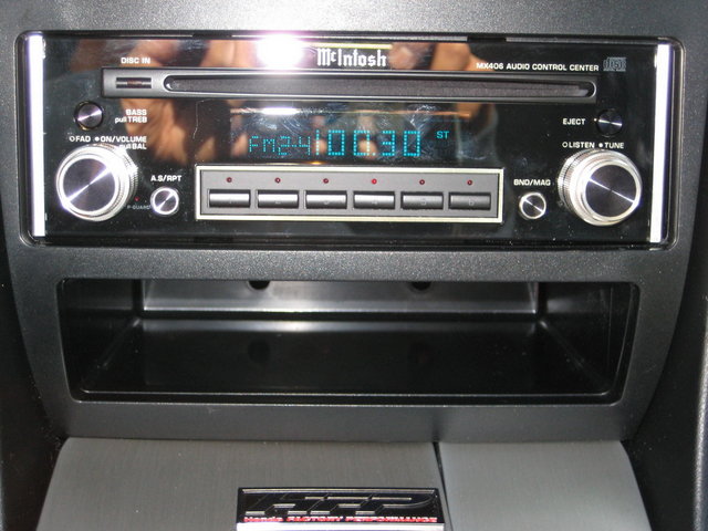 McIntosh Car audio receiver closer