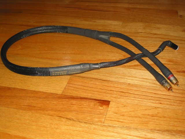 CST cable 001