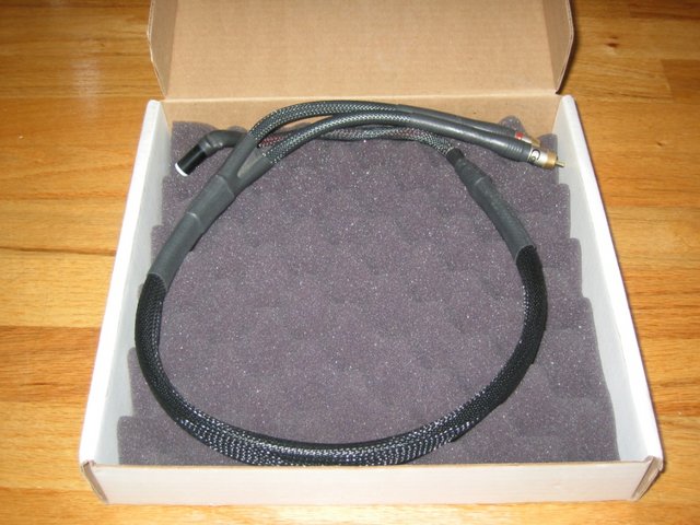 CST cable 005