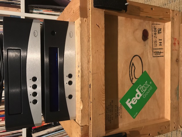 Opus 21 Crate