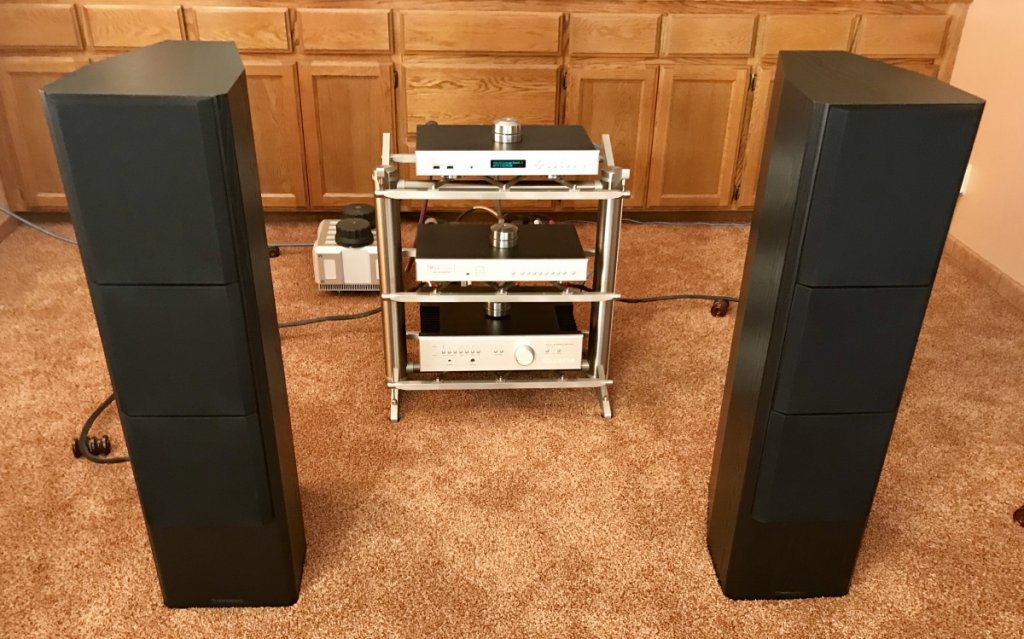 Both speakers w/grills