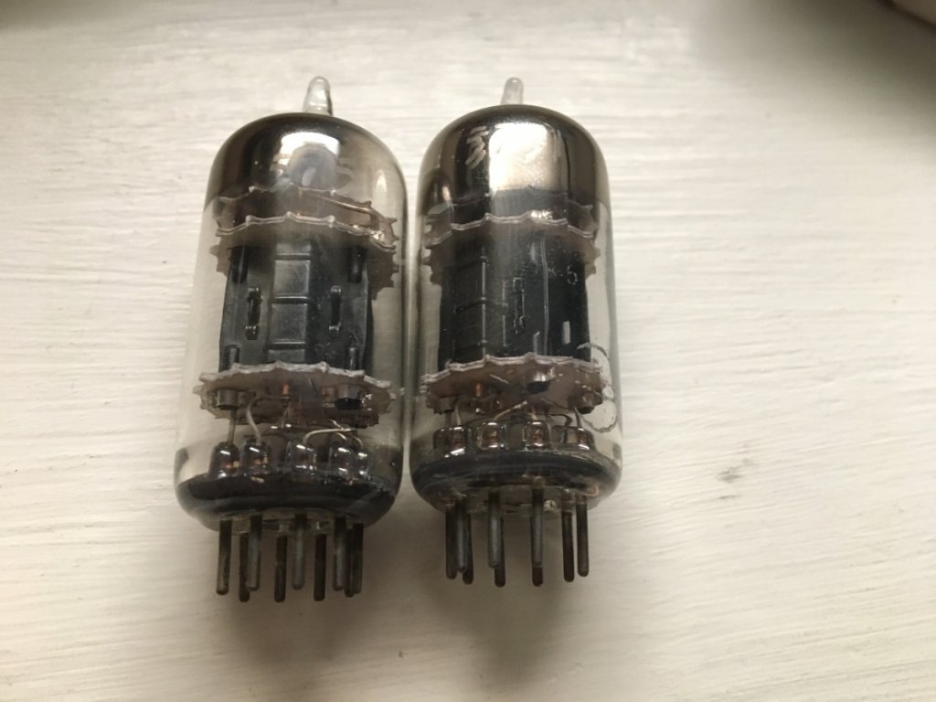 2018  14 GE 5751 3MBP SILVER CLIPS NO LOGOS