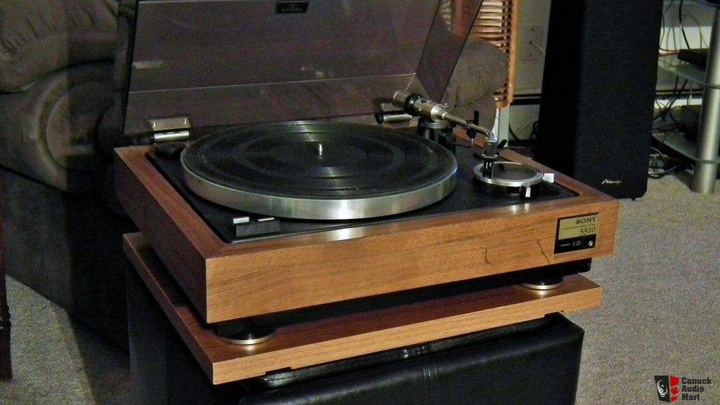 768995-rare sony ps5520 turntable