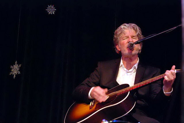 Tim Finn