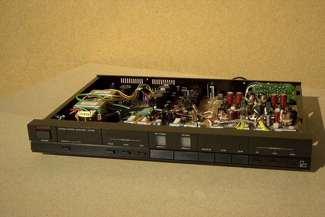 Luxman LE 109 front b
