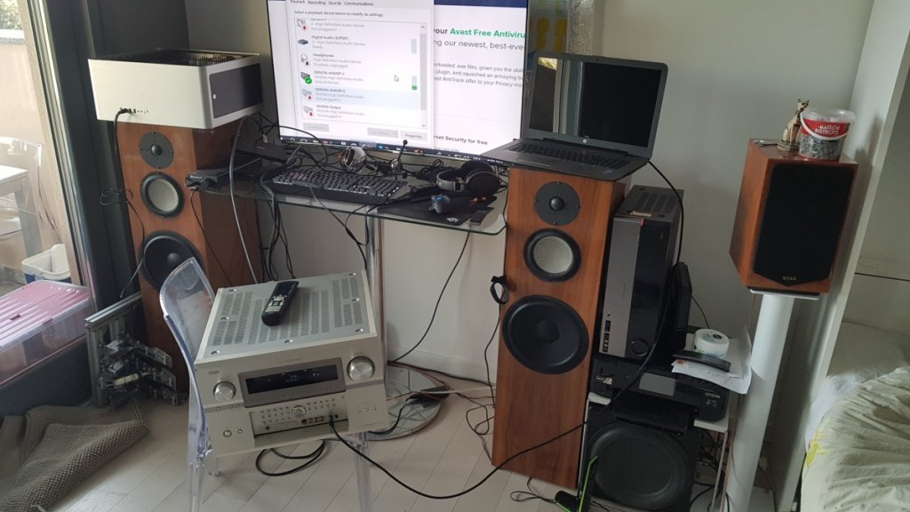 Huge ass Denon. Excuse the mess :)