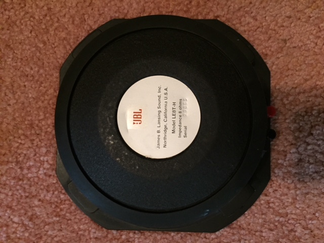 JBL-LE8 4