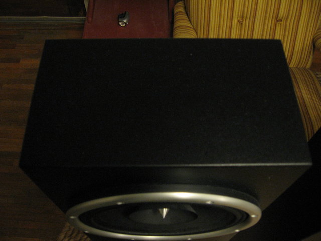 left speaker top