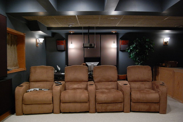 Rear wall: Acoustic room treatments, rear surrounds, PC, Berkline seating