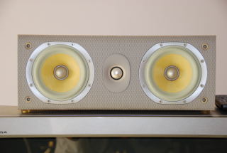 B&W LCR60S3