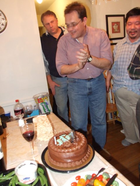 Yumyum... - Now where's the knife.
