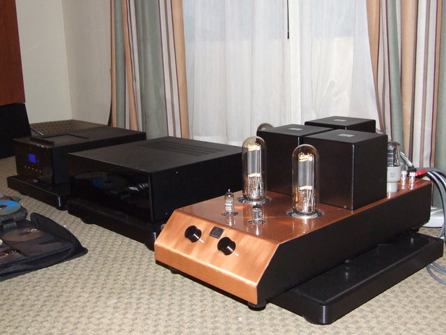 Audio Note gear - Love the look of that copper.