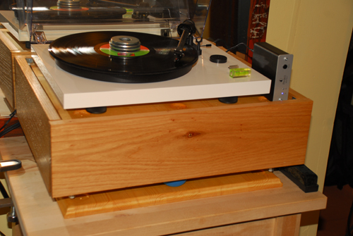 DIY "Floating" sandbox - Made of oak