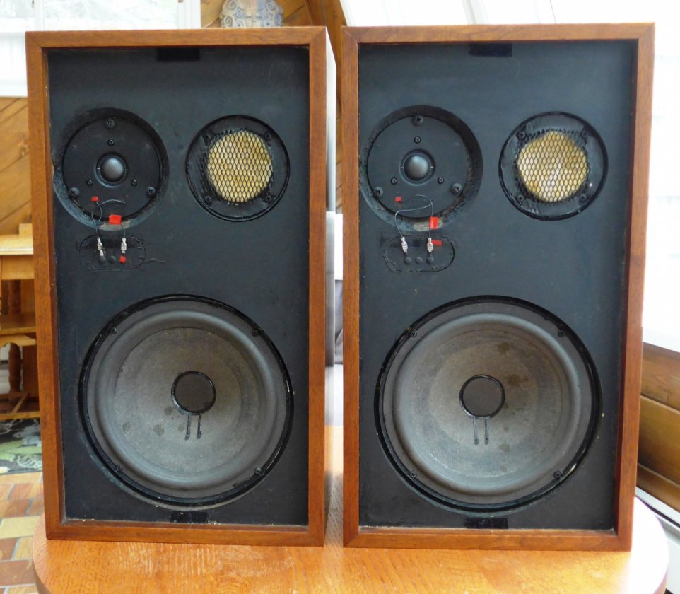 02---Front-Open