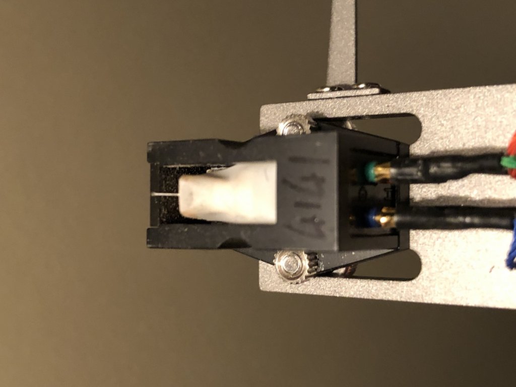 B 088E 590-D 6E 0-4E 84-9D 79-39D 7E 2D 61D 47