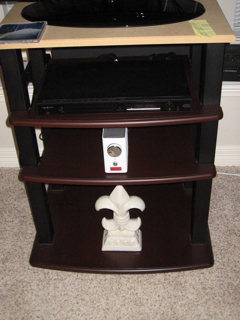 Virtue Audio Virtue One - Mini system includes the Oppo DV980H universal player, Virtue Audio Virtue One Class T amp with optional 30V 130W power supply, Dayton Audio BR1 speakers.