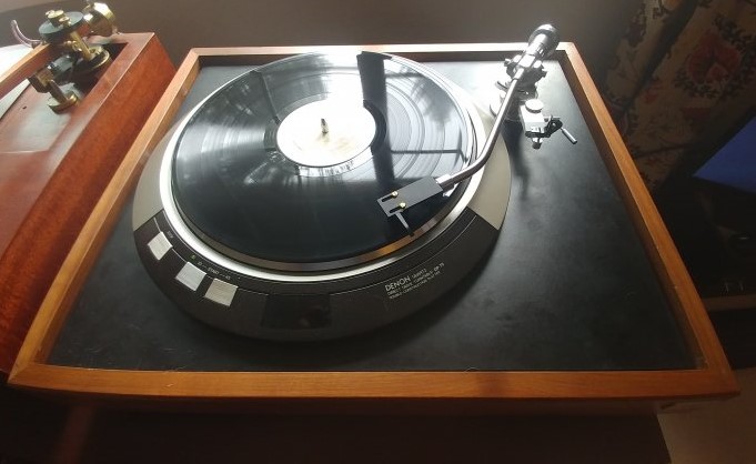 Denon DP 75 in VPI Plinth Will Separate