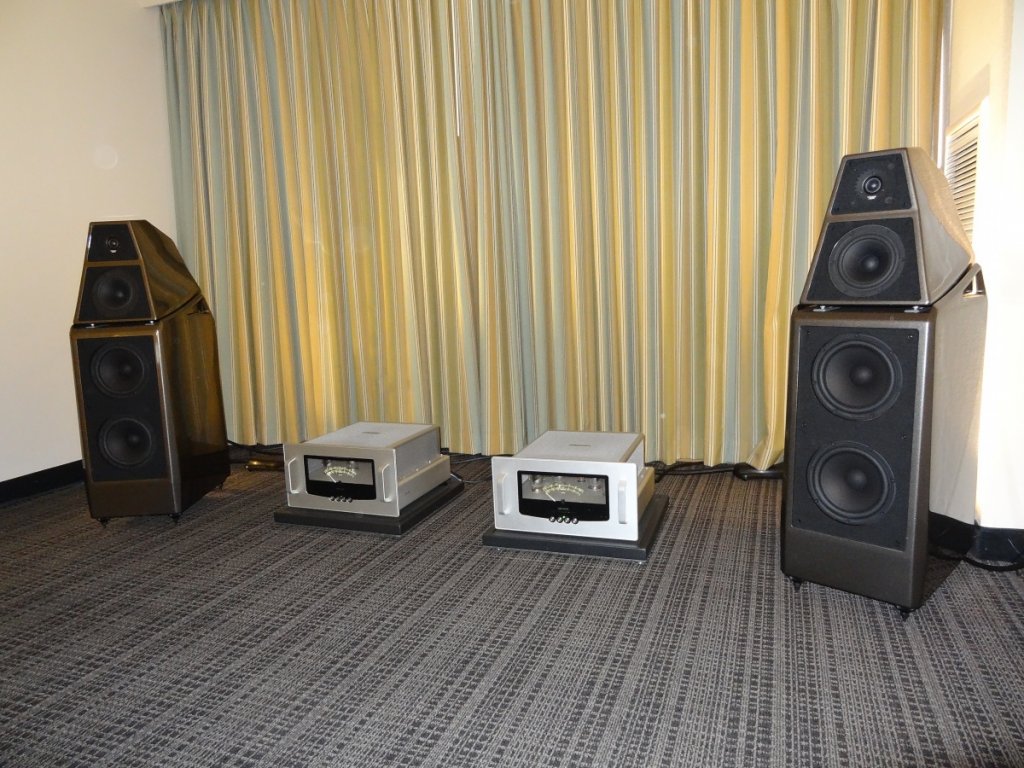 Room 815, Audio Advisors, Levinson, Wilson, Transparent Cables & (Audio Research electroncics)
