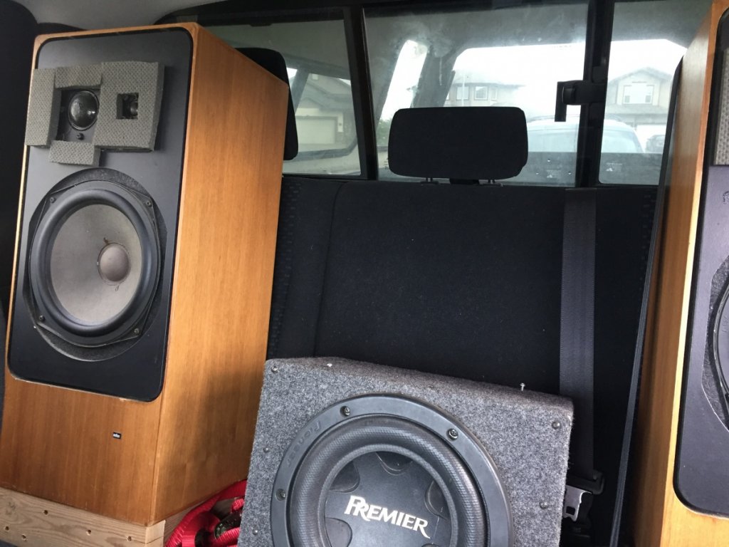 Toyota Tundra Back Fill Speakers and Sub