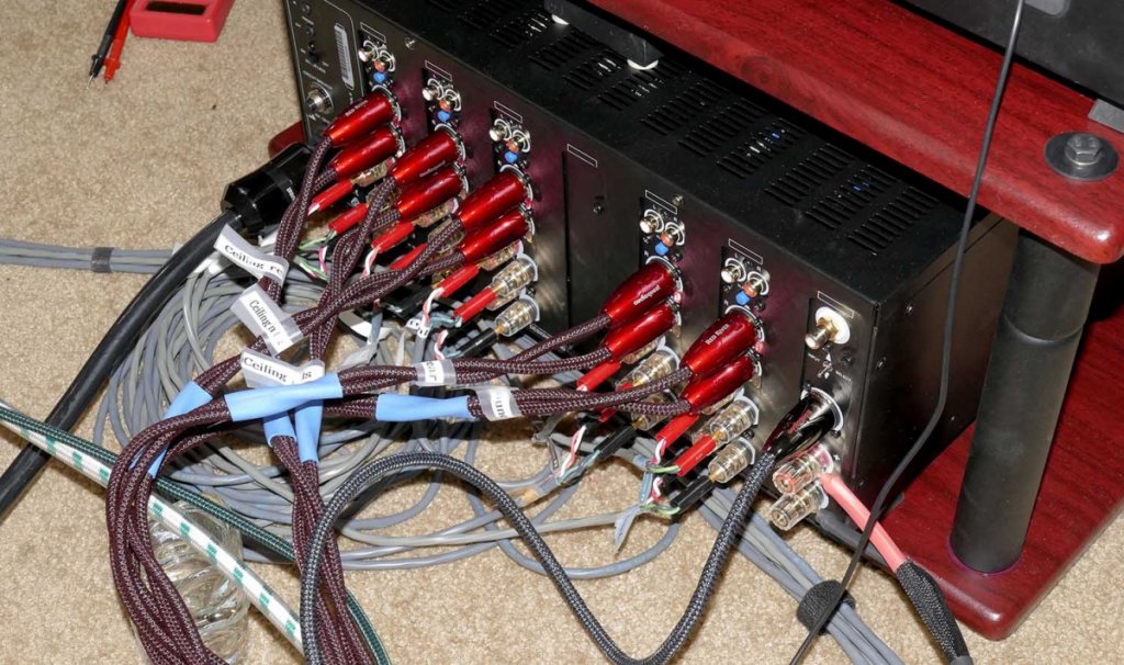 2019Apr05 amp-rear---cables 1500w
