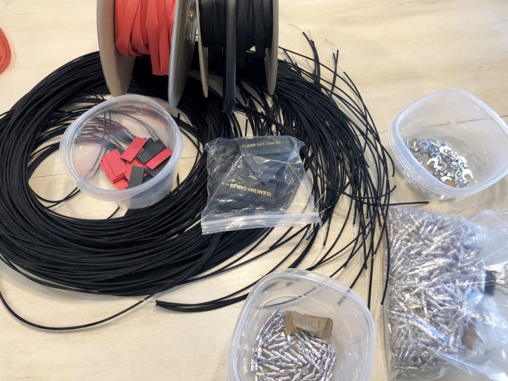 18DB 5C 02-FA 0A-4A 50-B 810-420AEE 11116C