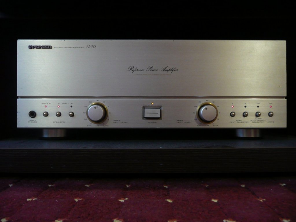 m-70-front